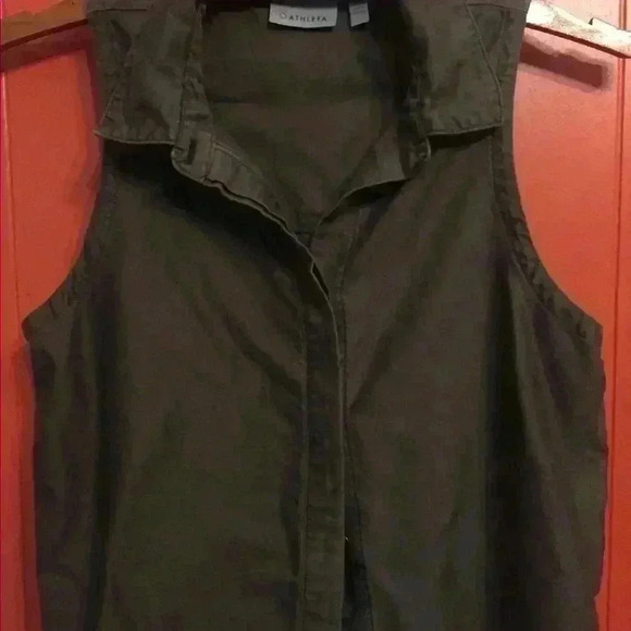 Athleta Tencel button down tank - Picture 4 of 9